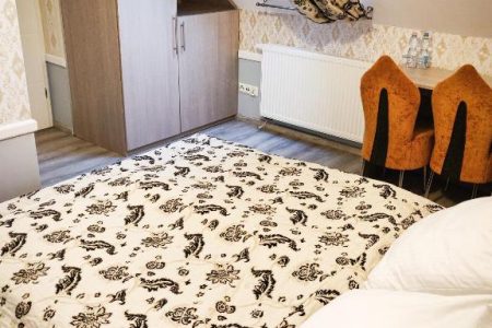 Duży pokój dwuosobowy